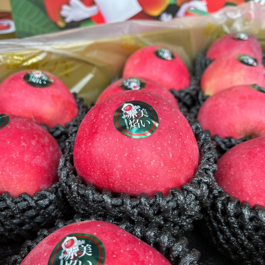 【红苹果】红富士 苹果，高颜值，全红苹果，冷藏后食用更酥脆！ 商品图9