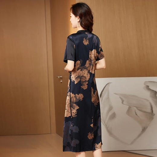 时尚气质，新款真丝桑蚕丝大码女装短袖裙子KQN-221208 商品图3