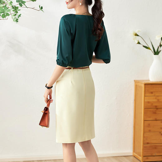 气质复古，时尚V领灯笼七分袖衬衫+前开叉半身裙两件套装女WLZD-2303411 商品图1