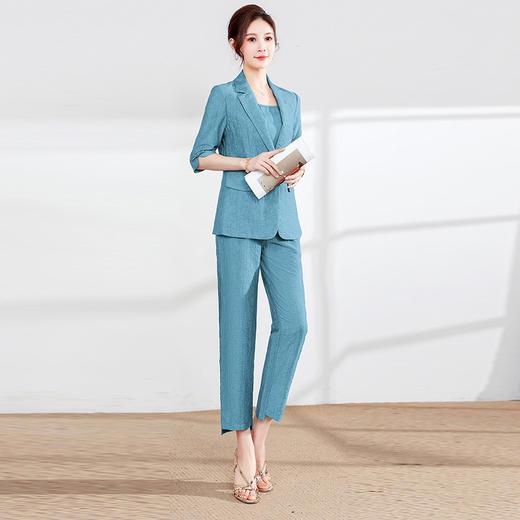 春夏新款，职业女装小脚裤+吊带衫+西装外套女装三件套QYM-YM-A2232-Y 商品图6