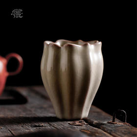 问鼎哥窑 传世款 佛手杯