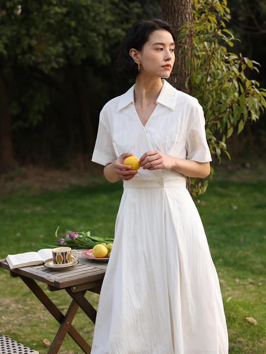 HeyDress法式衬衫连衣裙女夏季复古V领收腰白色肌理感气质初恋裙 商品图0