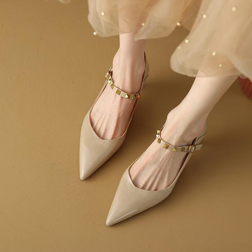 优雅百搭，尖头真皮亮面细跟高跟鞋DZM-AA2326 商品图7