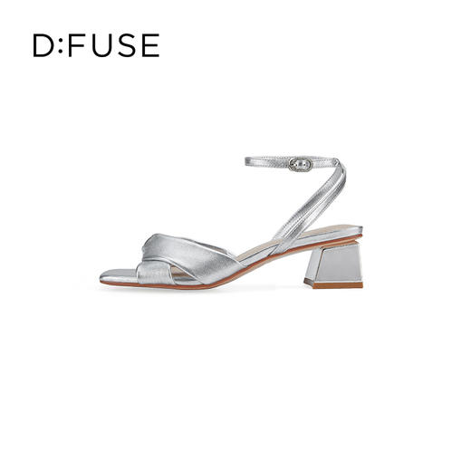 DFuse迪芙斯夏季新款羊皮方头褶皱扭结粗跟凉鞋女DF32115337 商品图2