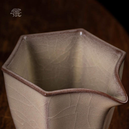 问鼎哥窑 传世款 星棱公杯 商品图3