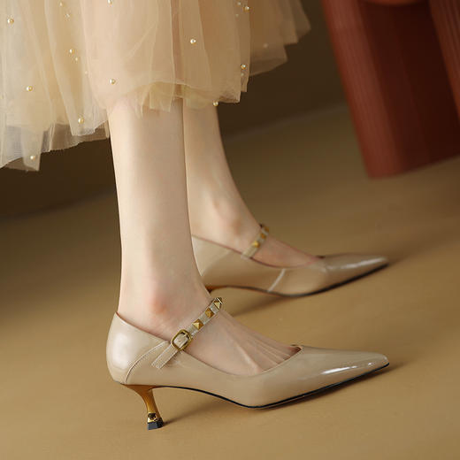 优雅百搭，尖头真皮亮面细跟高跟鞋DZM-AA2326 商品图6