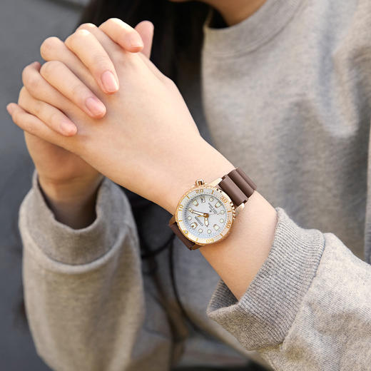 西铁城/CITIZEN运动潜水PROMASTER系列光动能女表EO2022-02A 商品图13