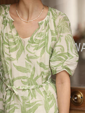 HeyDress绿色印花连衣裙女夏季宽松收腰系带肌理感气质度假风裙子