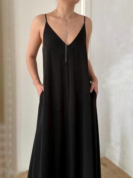 Semplicita | F16 前V后U吊带连衣裙 [ 黑垂感 / 湖蓝棉麻 / 柠檬绿高支棉 ] 商品图1