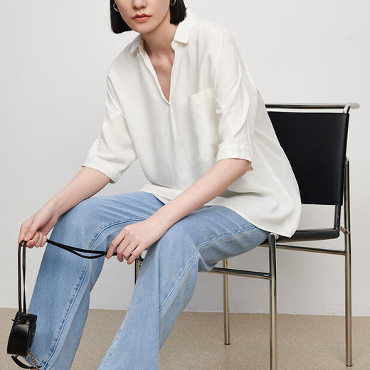 IN AND ON 19-8006春夏女士衬衫新款亚麻宽松百搭通勤显瘦V领上衣 商品图6