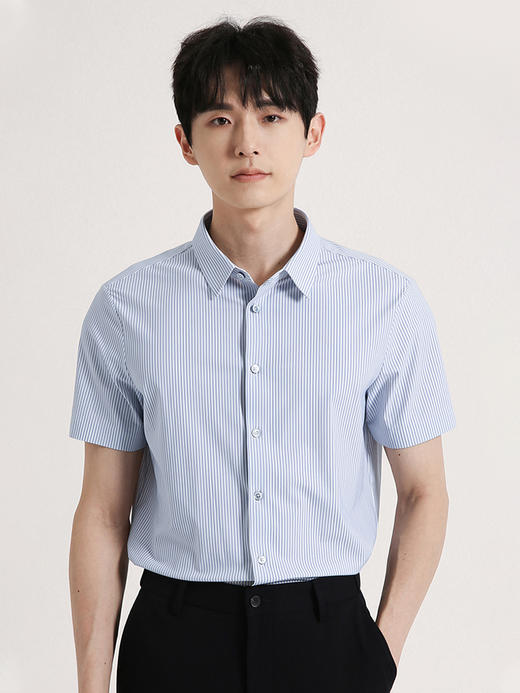 callisto浅蓝条纹弹力混纺短袖衬衫 SSSTS071C 商品图0