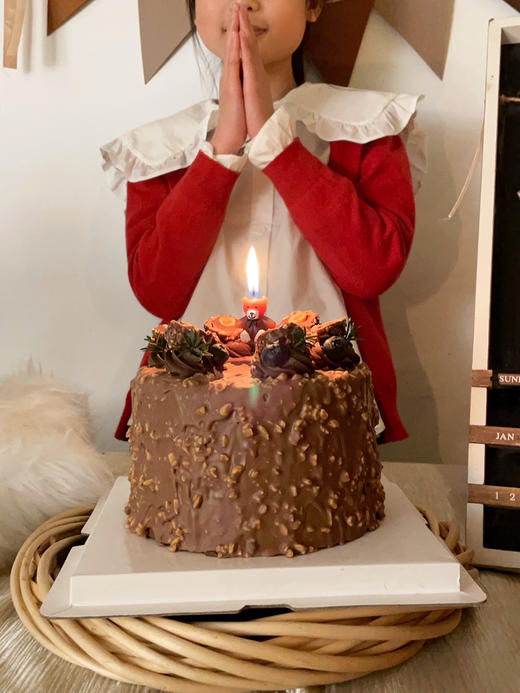 恬小姐十岁同款，榛巧淋面巧克力蛋糕，随机赠送卡通小蜡烛 商品图4