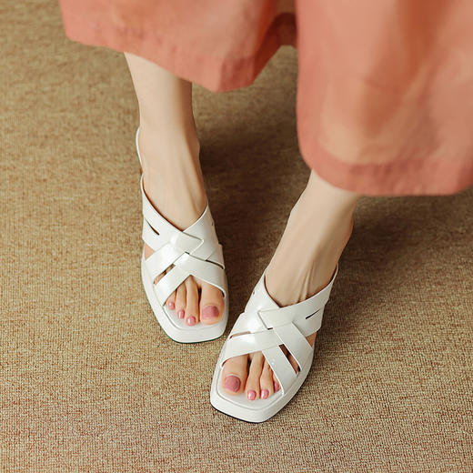 优雅气质，纯色牛漆皮凉拖DP-9552 商品图5