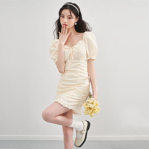 西遇一字肩连衣裙女夏季新款性感纯欲辣妹收腰包臀短裙子D0930677 商品图0