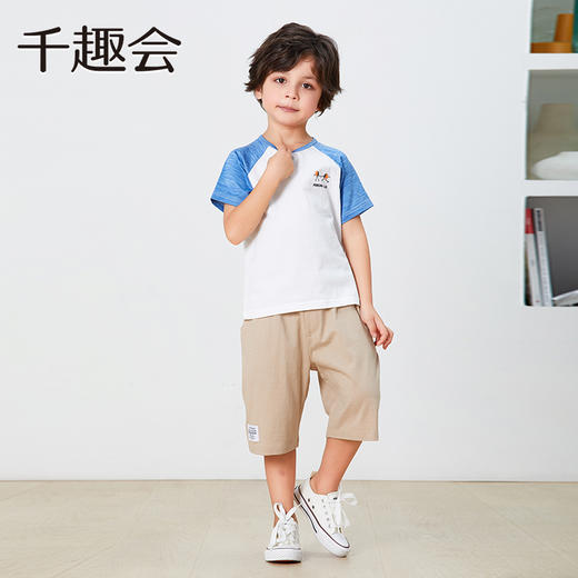 【中裤】千趣会童装夏儿童男童时尚布标小毛圈布棉质休闲中裤短裤裤子9000106 商品图3
