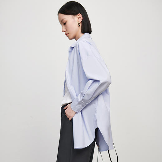 IN AND ON 新款衬衫女休闲宽松时尚简约显瘦全棉上衣21235 商品图3