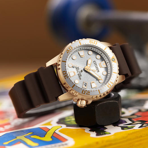 西铁城/CITIZEN运动潜水PROMASTER系列光动能女表EO2022-02A 商品图12