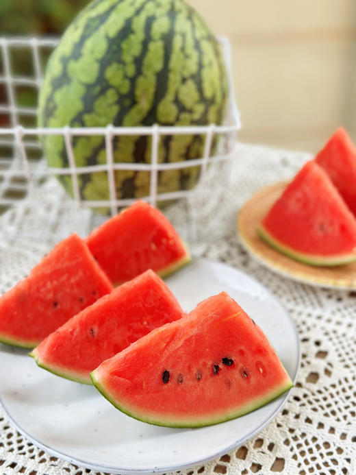 赶在夏天第一口！【4K战神西瓜】瓜肉粉红 纤维少 甜度高 水分足 唇齿生津 超过瘾！ 商品图0