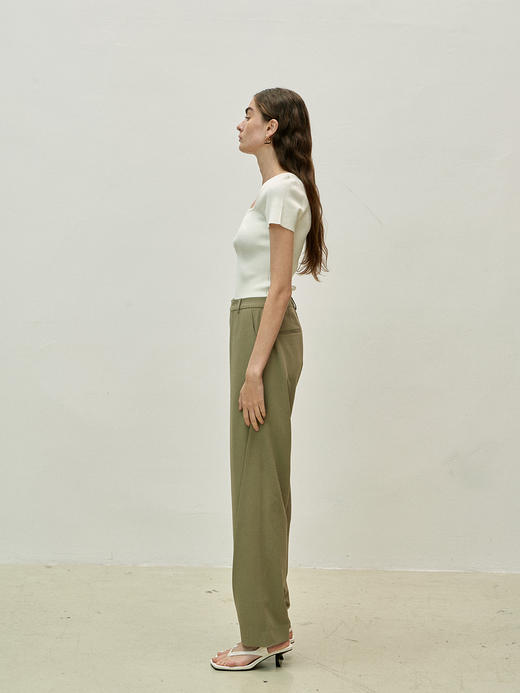 Viktoria Chan | SS23114 Tine short sleeve knit [针织短袖上衣 黑 / 白 ] 商品图12