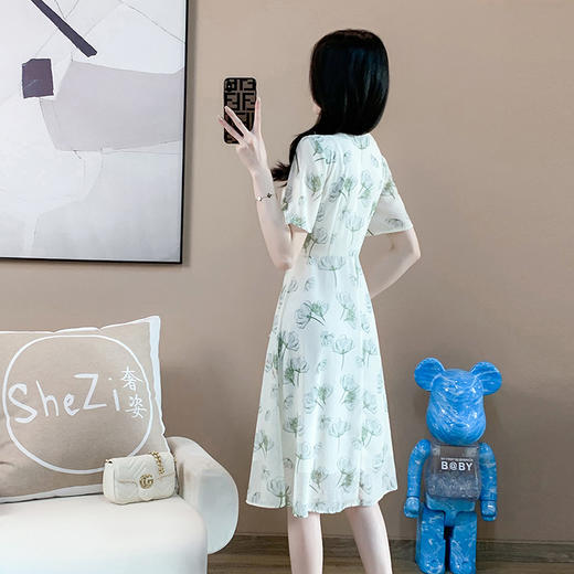 奢姿2023年夏季新款大码女装印花V领雪纺连衣裙胖妹妹减龄裙子9932825455 商品图3