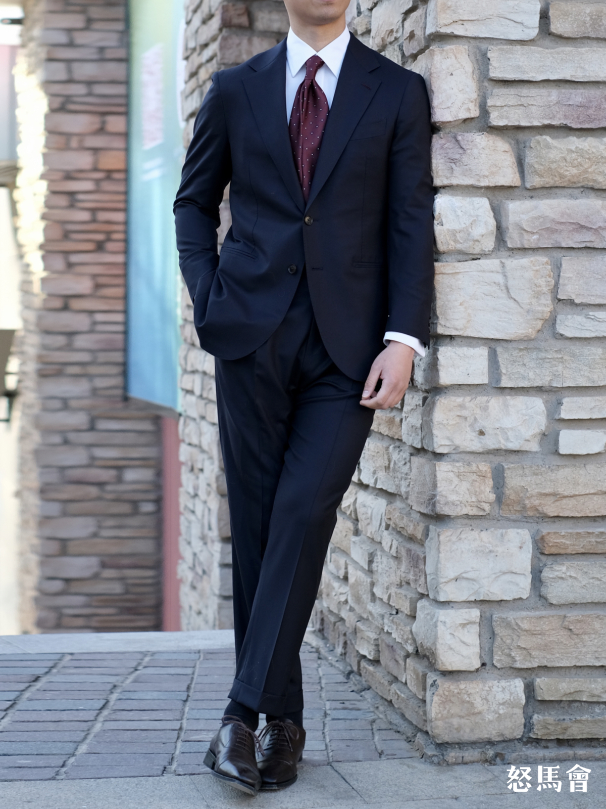 杰尼亚  Cloth Ermenegildo Zegna Traveller 藏青色全麻衬套装