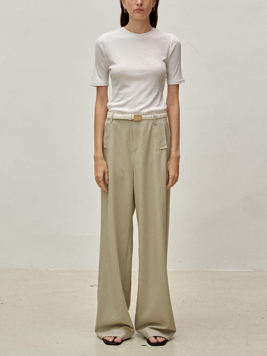 Viktoria Chan | SS23112 Melanie basic Tshirt [短袖上衣 黑 / 白 ] 商品图1