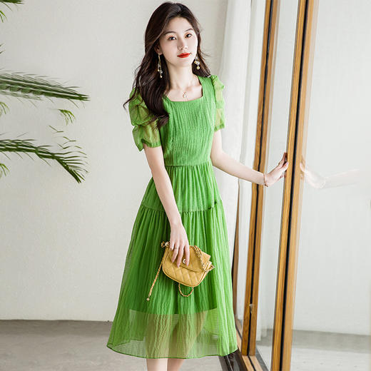 QYMTB-FC1367-Y气质洋气绿色连衣裙2023年夏季新款时尚女装短袖中长裙 商品图0