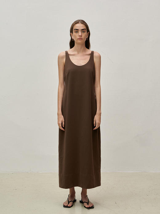 Viktoria Chan | SS23103 Tine U neck dress [ U领无袖连衣裙 棕 ] 商品图10