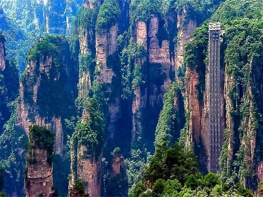 五一4日【湘西张家界】户外深度游-张家界天门山-芙蓉镇-凤凰古城-边城茶峒古镇-矮寨大桥-坐龙峡 商品图8