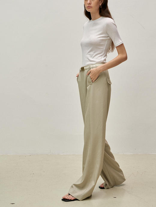 Viktoria Chan | SS23112 Melanie basic Tshirt [短袖上衣 黑 / 白 ] 商品图2