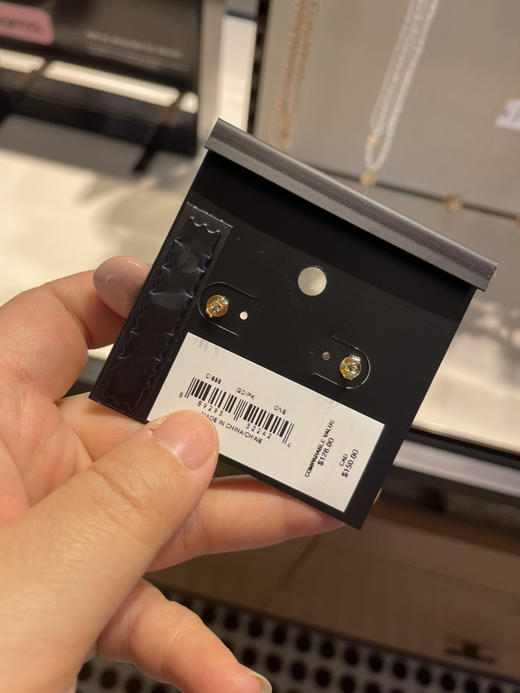 ¥499直邮！Coach粉樱桃🍒耳钉 质感很好👍 商品图2