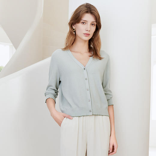 【棉+桑蚕丝V领针织开衫】23年春夏新品女士针织小外套时尚七分袖薄款上衣 商品图4