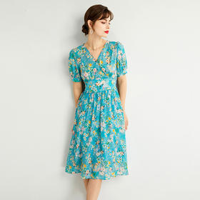 v领时尚收腰桑蚕丝，碎花真丝连衣裙KBN-230117