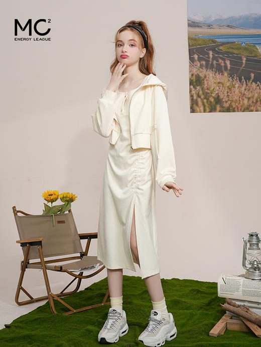 MC2洋气套装女春装超短卫衣外套配腰部抽褶显瘦开叉背心裙两件套 商品图1