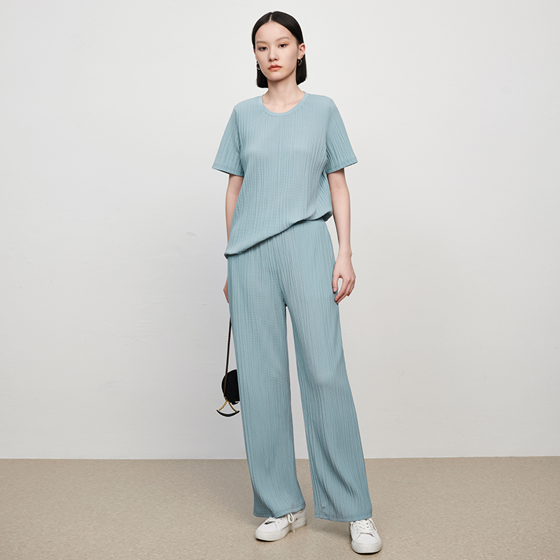 IN AND ON三宅褶皱套装女2023夏季新款短袖上衣休闲垂感显瘦阔腿裤两件套