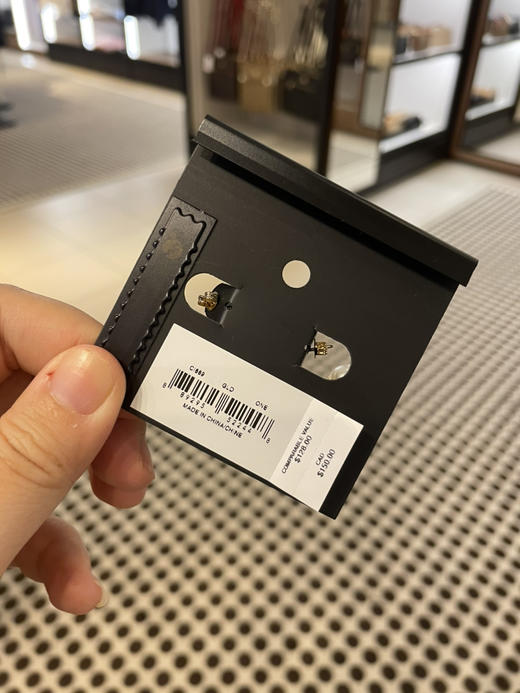 ¥499直邮！Coach金色珍珠大C耳钉 商品图4