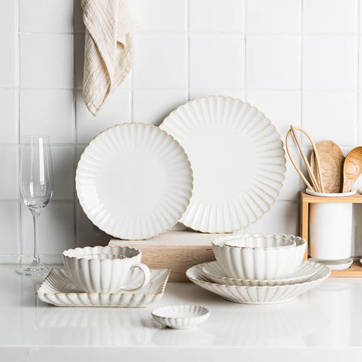 摩登主妇菊皿日式早餐盘餐具碗家用2022新款套装西餐餐盘家用盘子 商品图1