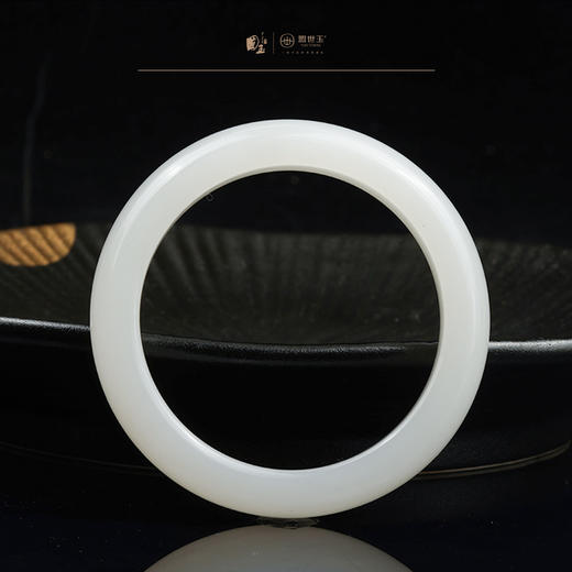 新疆国玉盟世玉和田玉羊脂玉手镯圈口54【带证书·顺丰物流】 商品图1