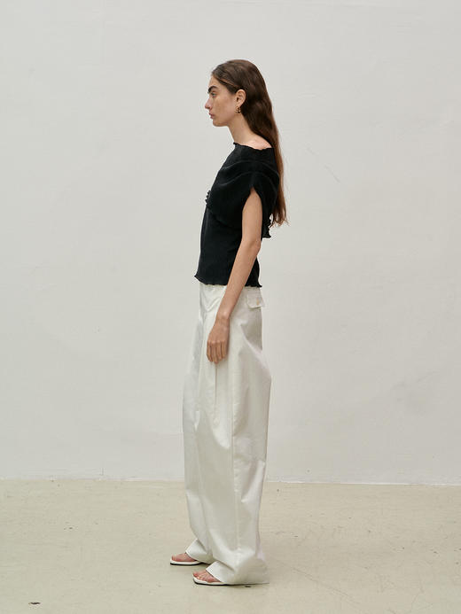 Viktoria Chan | SS23012 Astrid pleated trousers[ 长裤 黑 / 白 / 浅米 ] 商品图10