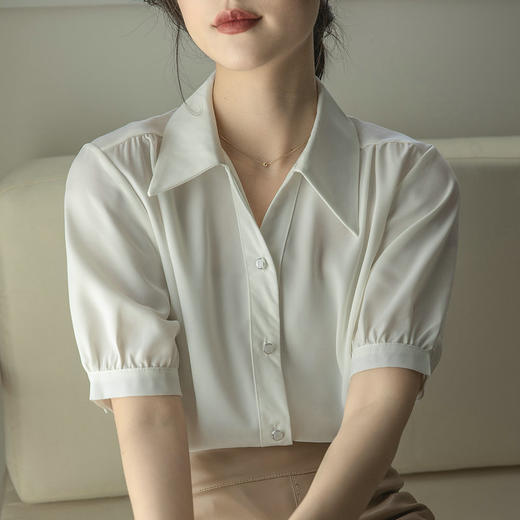 【法式设计感通勤衬衣】雪纺衬衫女春夏设计感小众新款2023年法式上衣宽松慵懒风短袖衬衣 商品图3