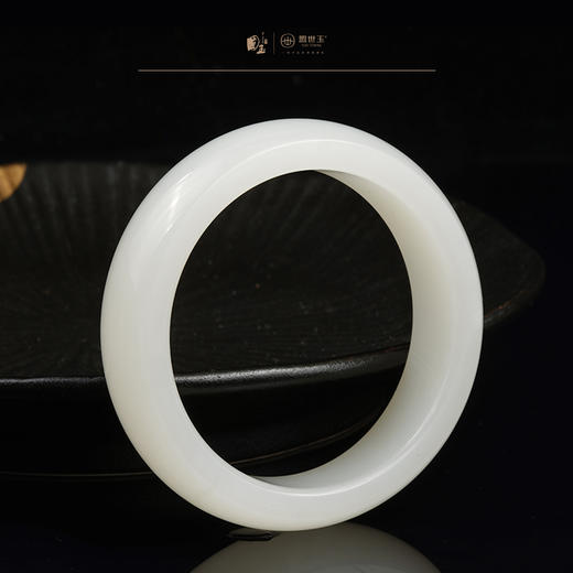 新疆国玉盟世玉和田玉羊脂玉手镯圈口60.9【带证书·顺丰物流】 商品图4