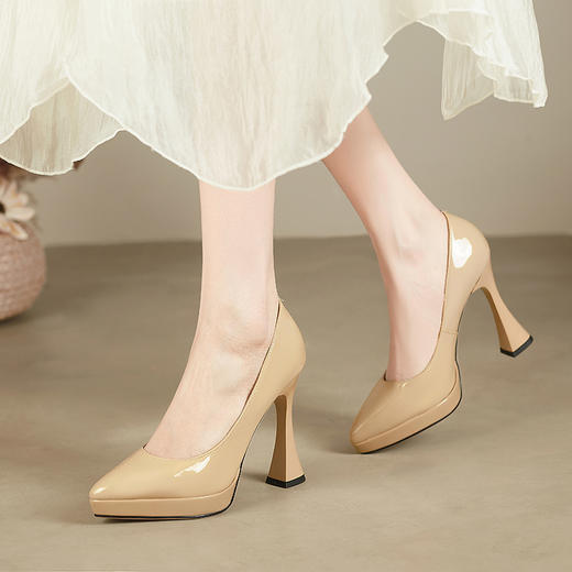 时尚优雅，尖头真皮亮面高跟鞋JH308 商品图7
