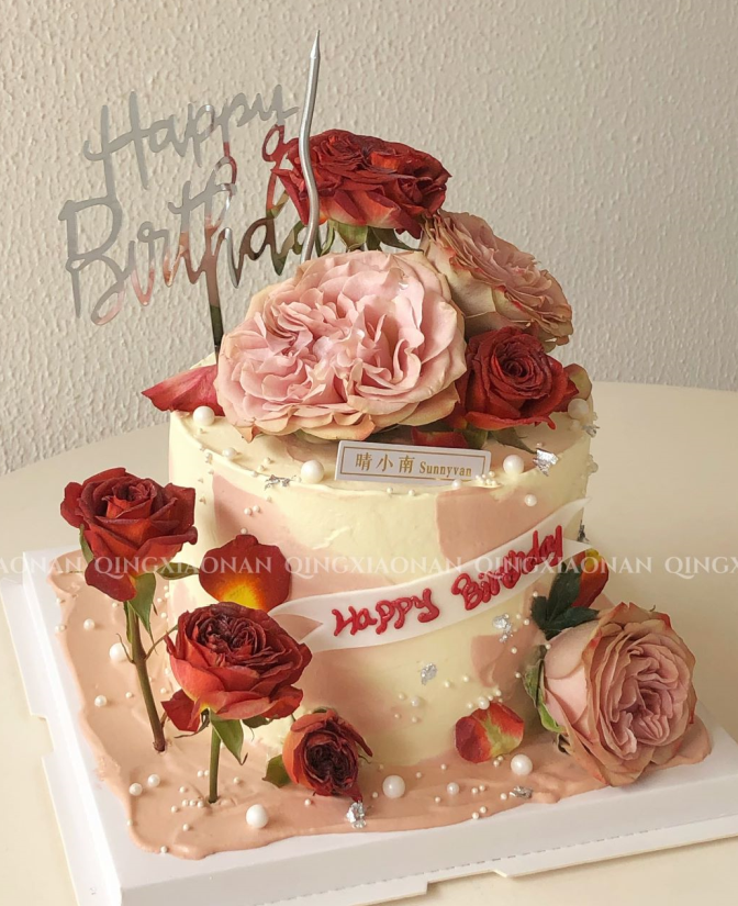 复古卡布奇诺玫瑰 鲜花款（随着季节不同  部分鲜花颜色随机）