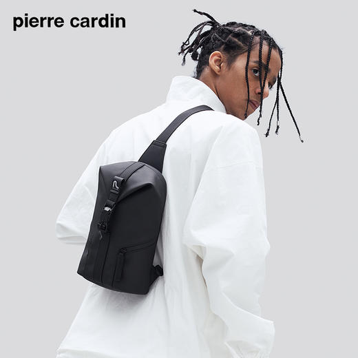 皮尔卡丹magician系列 都市休闲男士斜挎包扩容 商品图1