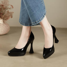 时尚优雅，尖头真皮亮面高跟鞋JH308