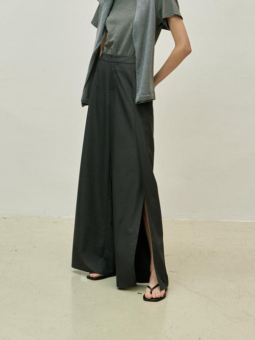 Viktoria Chan | SS23057 Stina flowy trousers [ 高开叉阔腿裤 黑 / 灰 / 卡其 ] 商品图11
