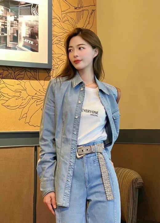 3楼阿玛施AMASS牛仔衬衣 商品图1