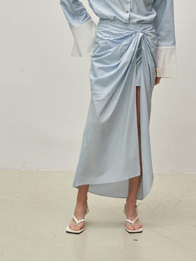 Viktoria Chan | SS23006 Astrid gathered skirt [ 半裙 深灰 / 卡其 / 浅蓝 ]