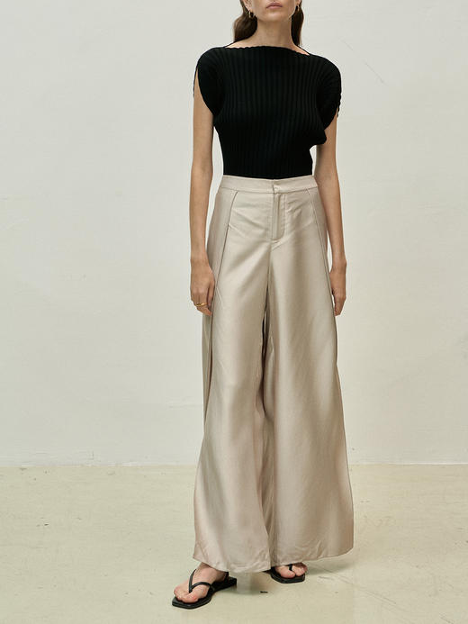 Viktoria Chan | SS23057 Stina flowy trousers [ 高开叉阔腿裤 黑 / 灰 / 卡其 ] 商品图6