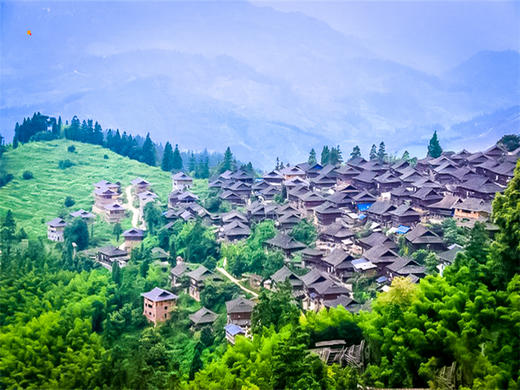 五一5日【贵州山水火车】黔东南经典线路の黄果树瀑布-青岩古镇-夜郎谷-荔波小七孔-西江苗寨 商品图4